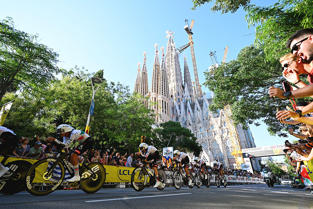 UAE racing past the cathedral