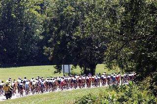 The peloton rolls out of Ste. Genevieve amongst historical homes.