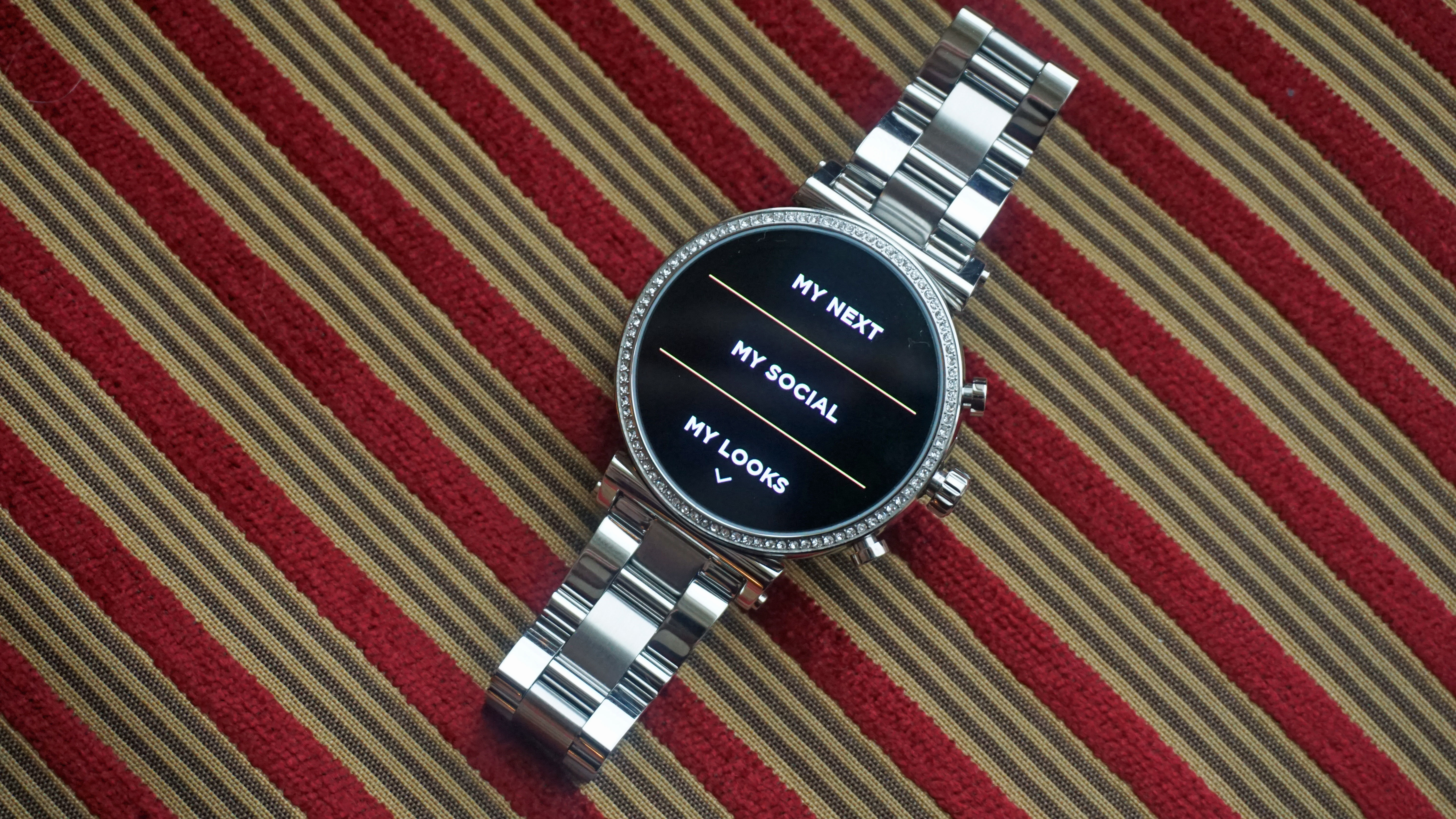 michael kors sofie smartwatch features