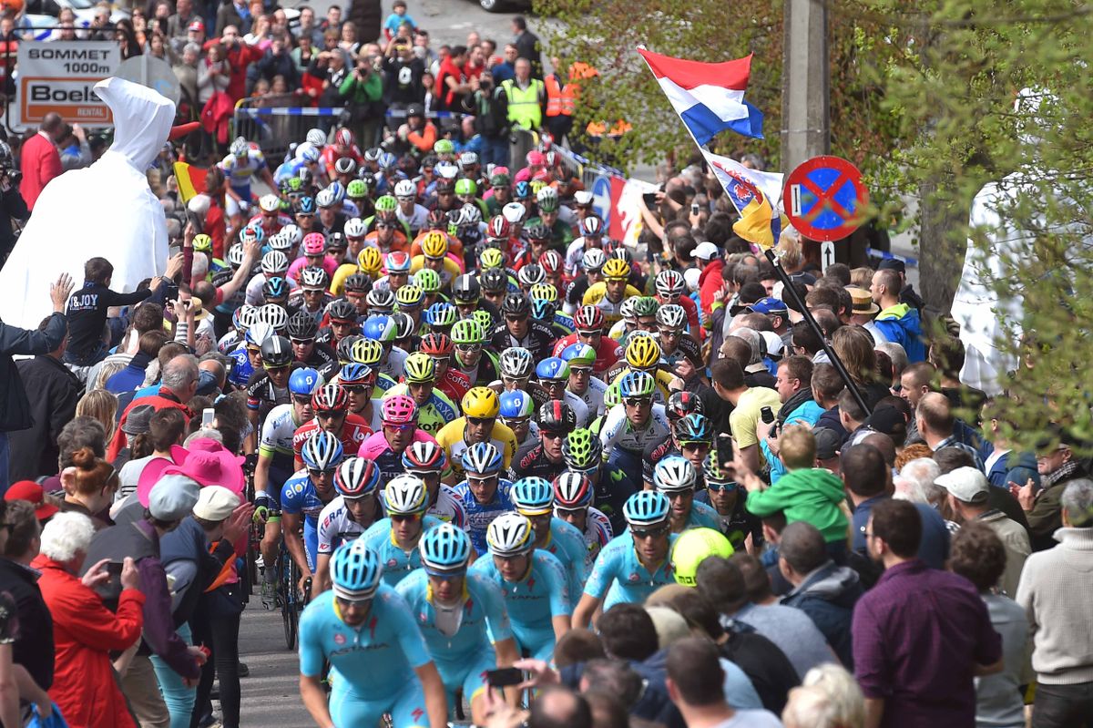 Plenty of fans on the C&ocirc;te de Stockeu for the race today