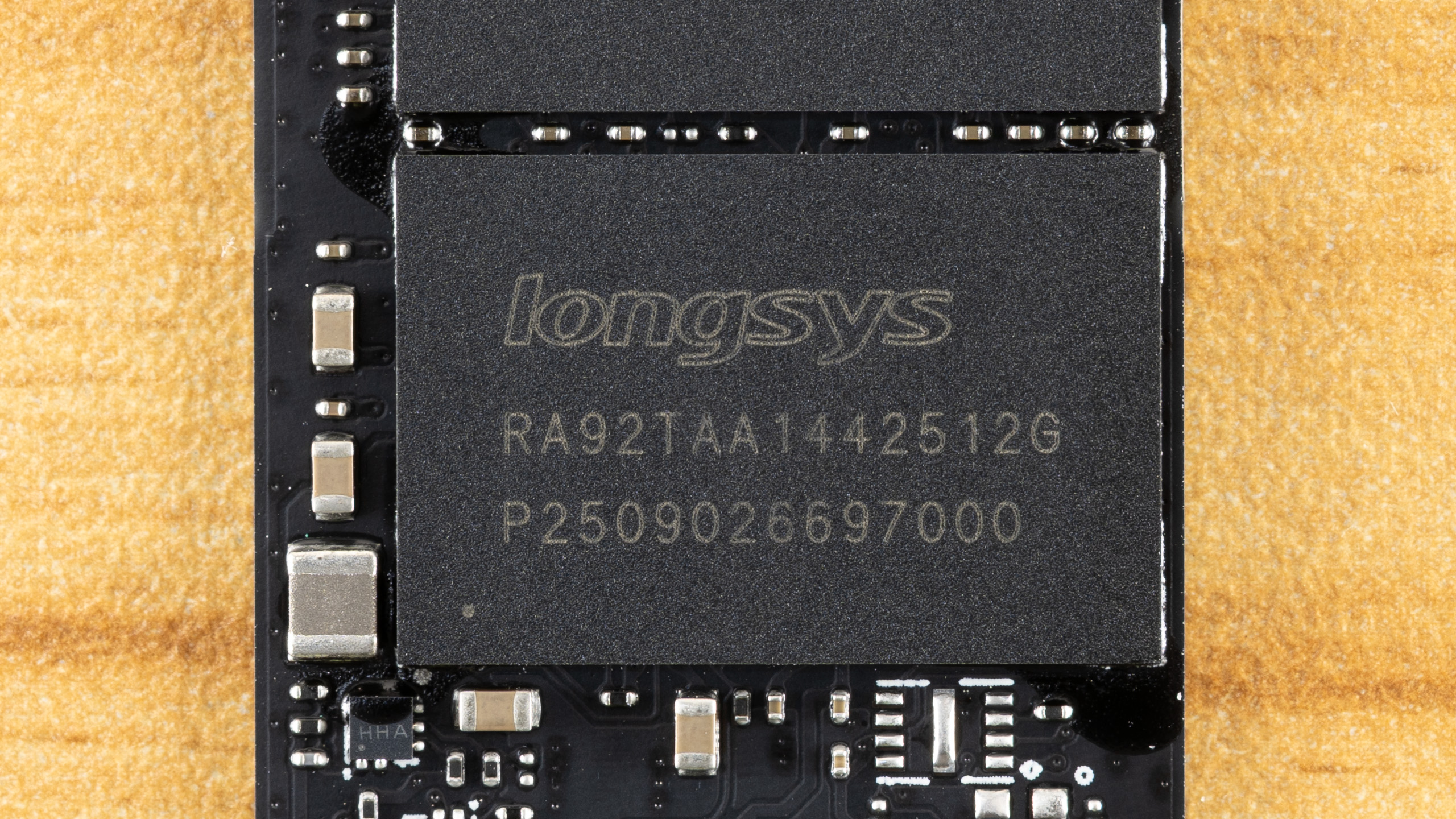 GameStop NVMe SSD 2 تيرابايت SSD