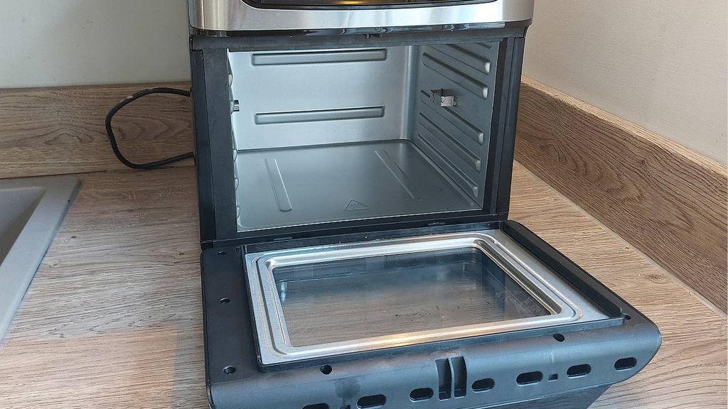 Salter Digital Air Fryer Oven review a slick, speedy and large