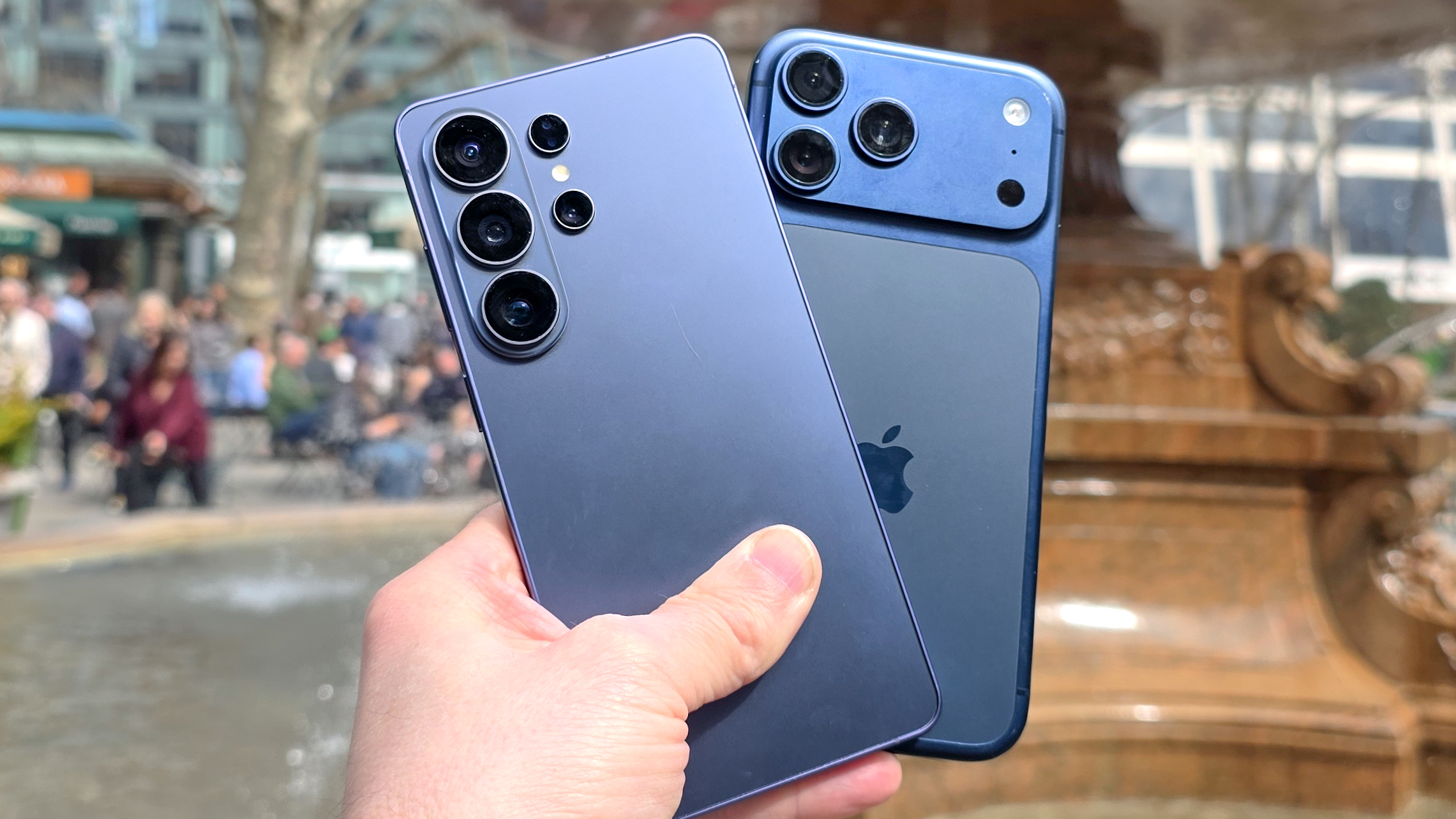 Galaxy S26 Ultra vs. iPhone 17 Pro Max