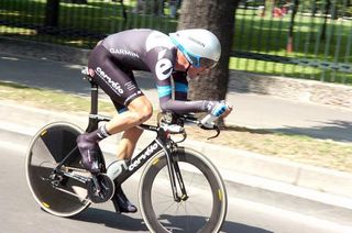 David Millar (Garmin-Cervelo) powers to victory in Milan on the Giro's final stage.