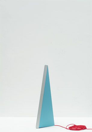 Seongyong Lee: Light and Sound, lighting and speaker, 2008
