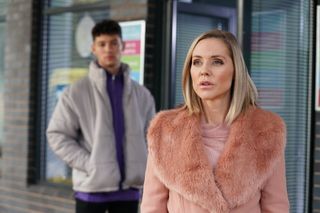 Cindy Cunningham and Ollie Morgan in Hollyoaks.