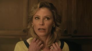 Julie Bowen in Hysteria!