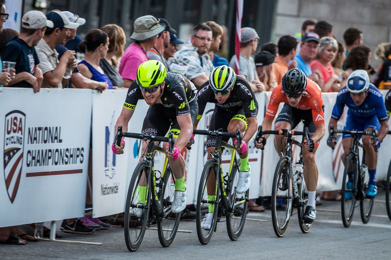 John Murphy (Holowesko) leads on the final lap