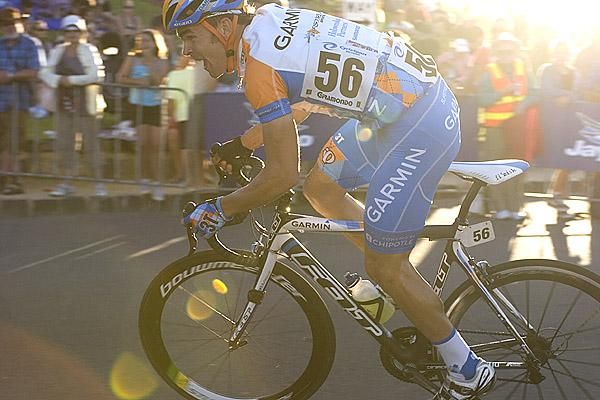 Jack Bobridge (SASI Team O'Grady) corners beneath the setting sun in Geelong.