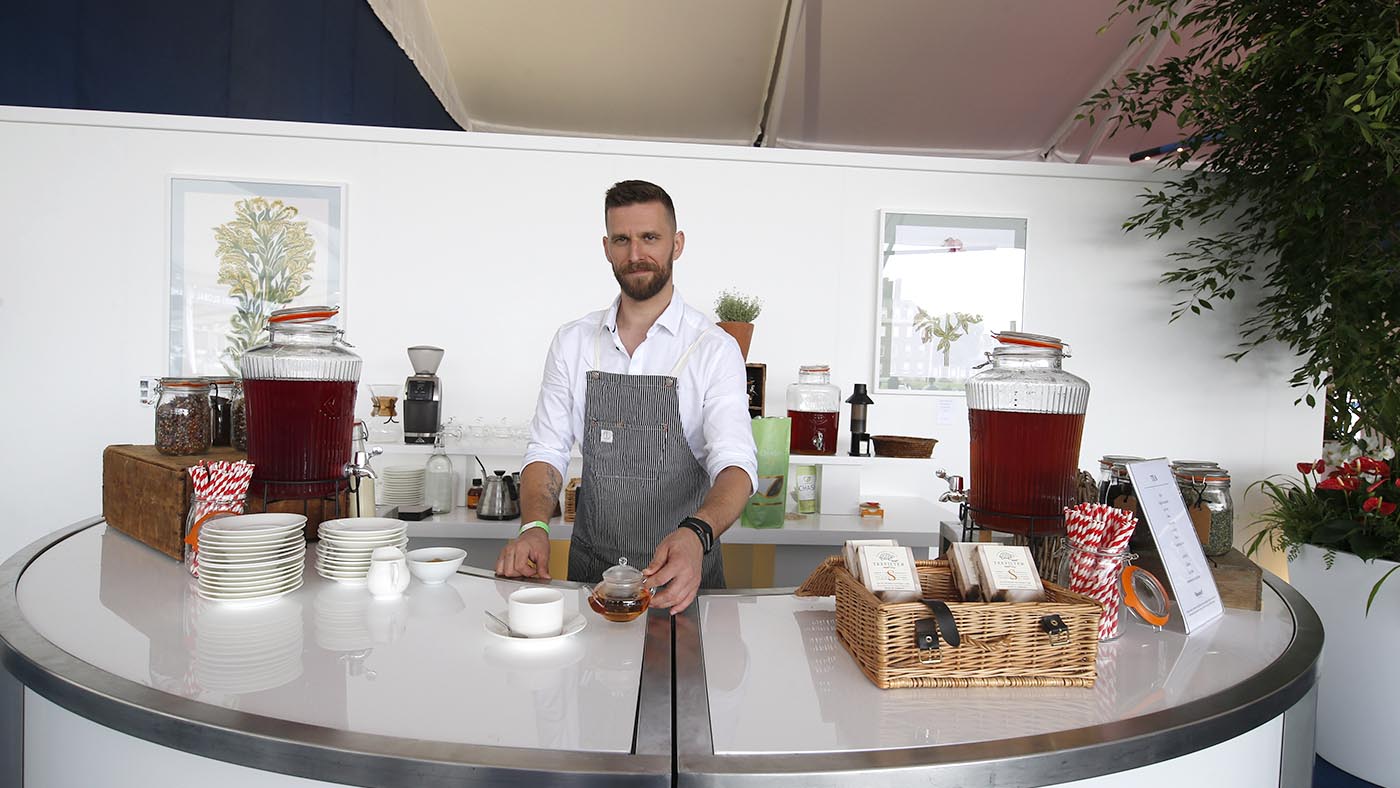 Tea corner at LGCT of London in the Vip lounge