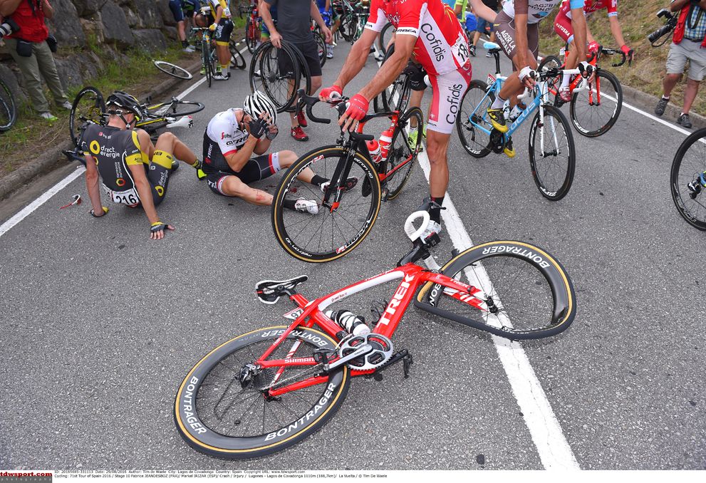 A heavy fall on stage 10 of the Vuelta