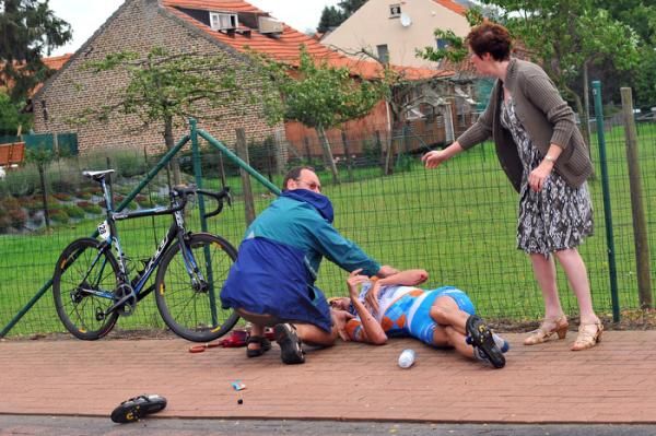 Johan Vansummeren crashed out of the tour.