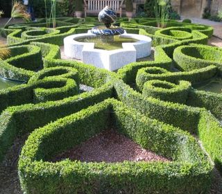 knot garden