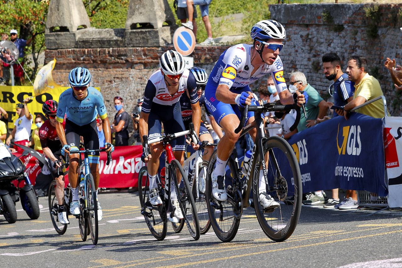 Giro dell Emilia 2020 103rd Edition Casalecchio di Reno San Luca 1997 km 18082020 Joao Almeida POR Deceuninck Quick Step Giulio Ciccone ITA Trek Segafredo Harold Tejada COL Astana Pro Team Eddie Dunbar IRL Team Ineos photo Luca BettiniBettiniPhoto2020