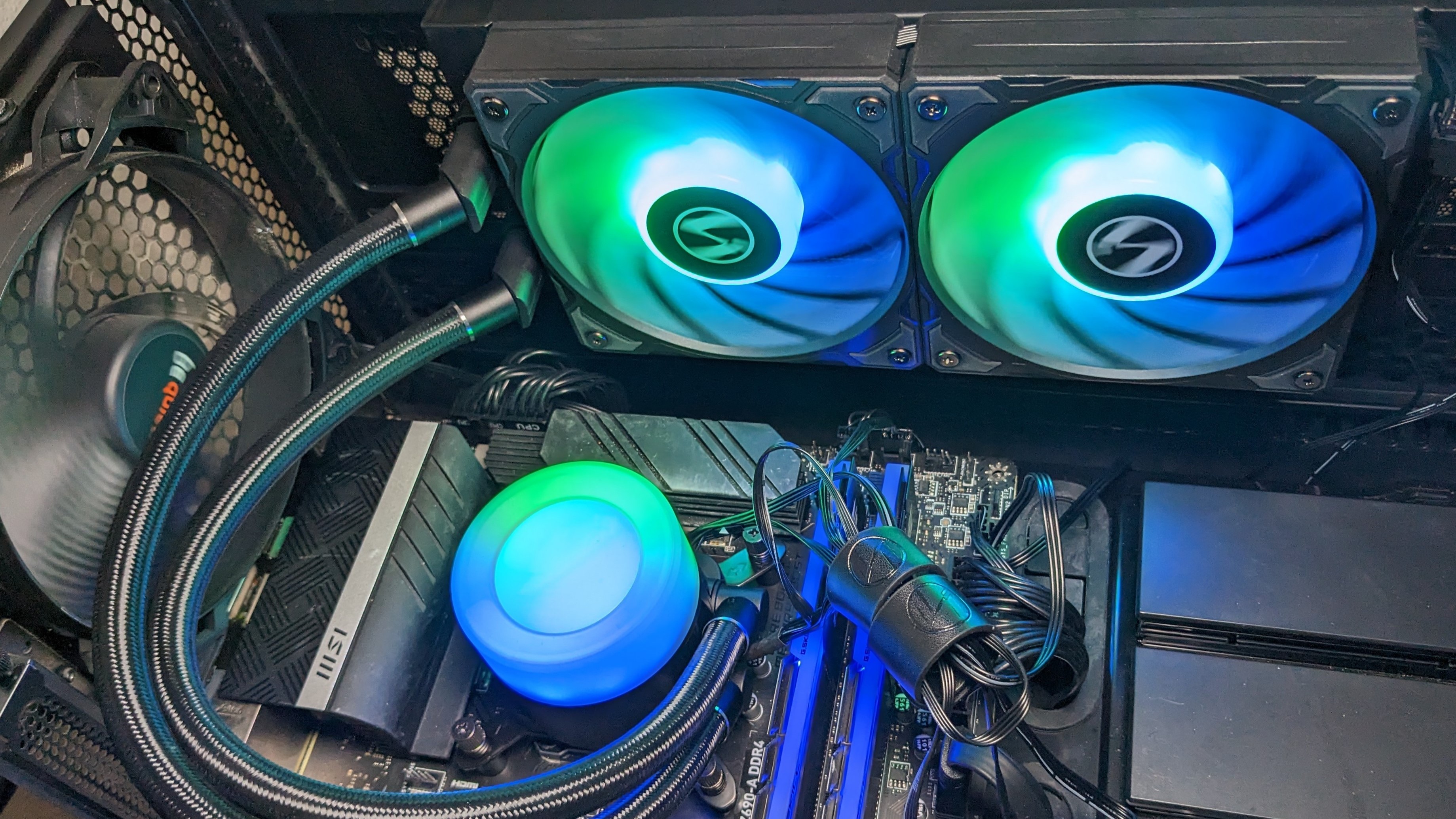 Best AIO Cooler 240mm with in-depth testing and comparison 