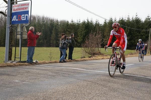 Luis Angel Mate (Cofidis) went on a romp for the mountain points today