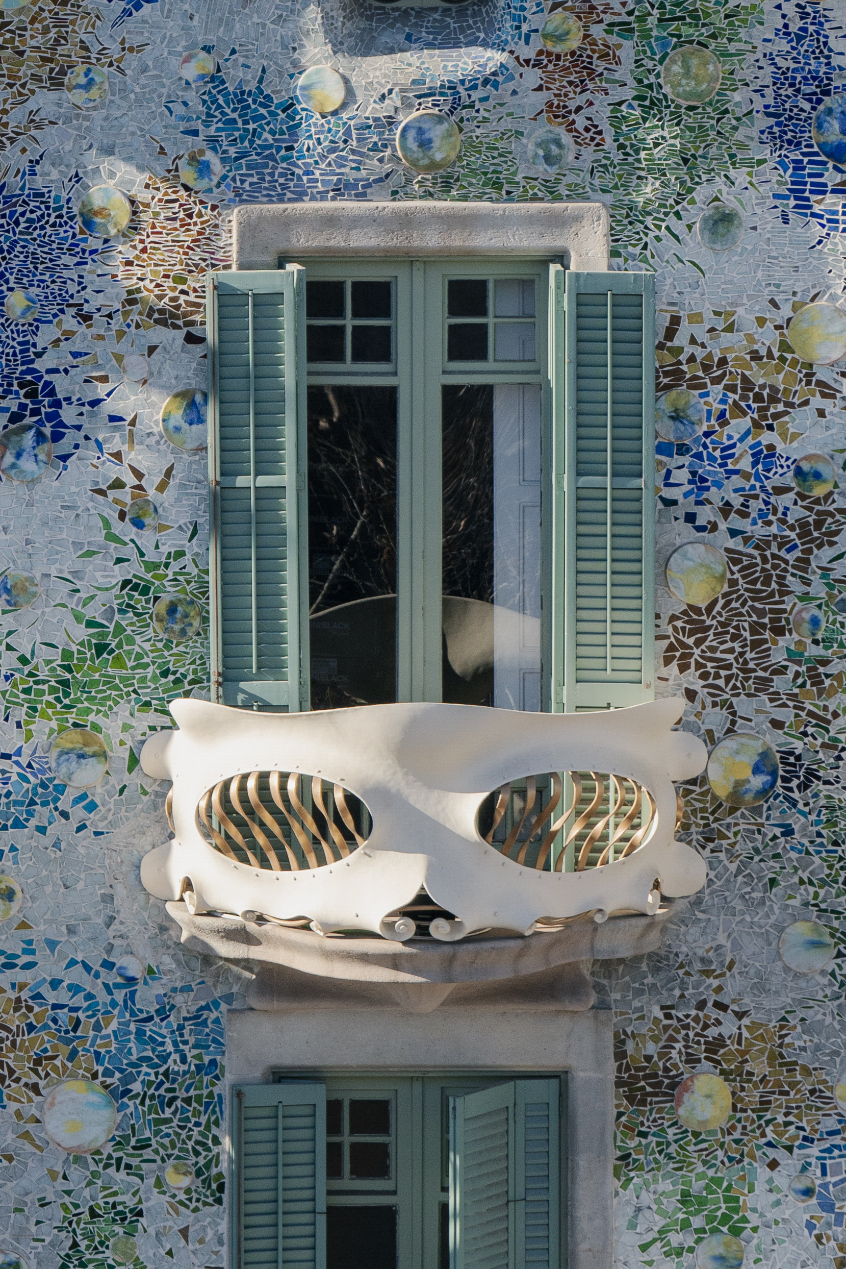 Antoni Gaudi Casa Bastllo