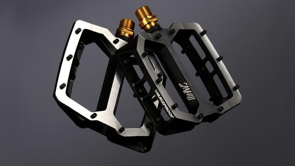 downhill mtb pedals