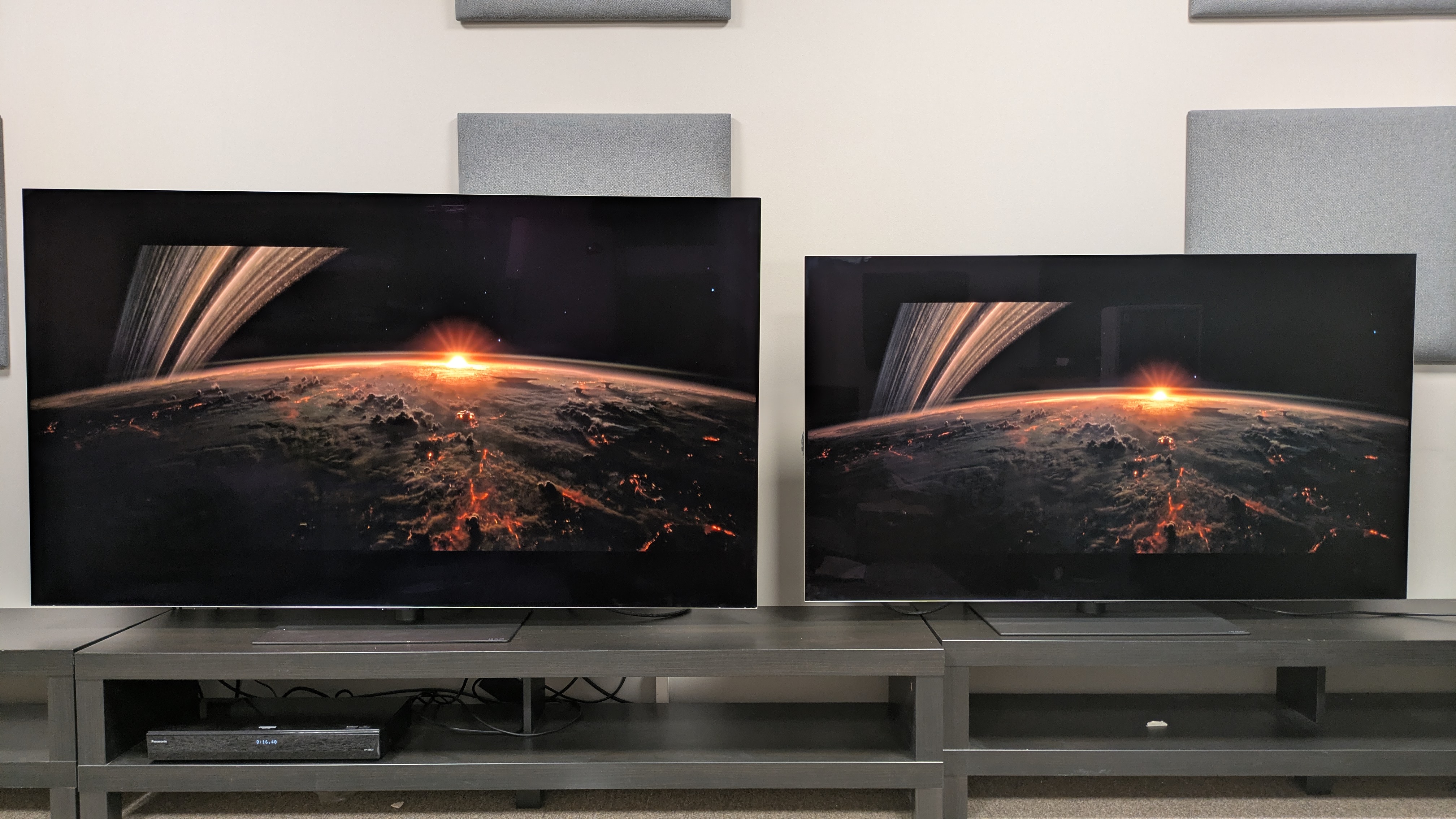 LG G6 (left) and LG G5 (right) showing a shot of a planet in space from Alien: Romulus, taken in a bright room where the G6 again shows better blacks with stronger contrast compared to the G5