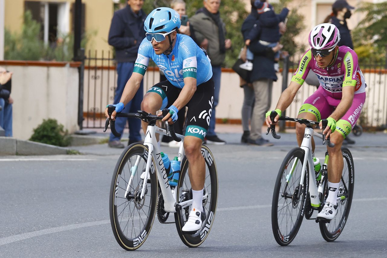 Milano Sanremo 2022 - 113th Edition - Milano - Sanremo 293 km - 19/03/2022 - Alessandro Tonelli (ITA - Bardiani - CSF - Faizan&Atilde;&uml;) - Diego Pablo Sevilla (ESP - EOLO - Kometa) - photo Luca Bettini/BettiniPhoto&Acirc;&copy;2022