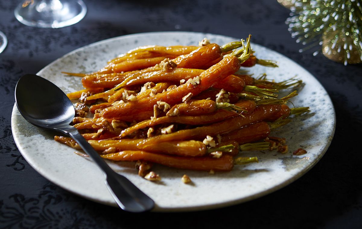 Liven up your Christmas with our tasty maple pecan roasted carrots