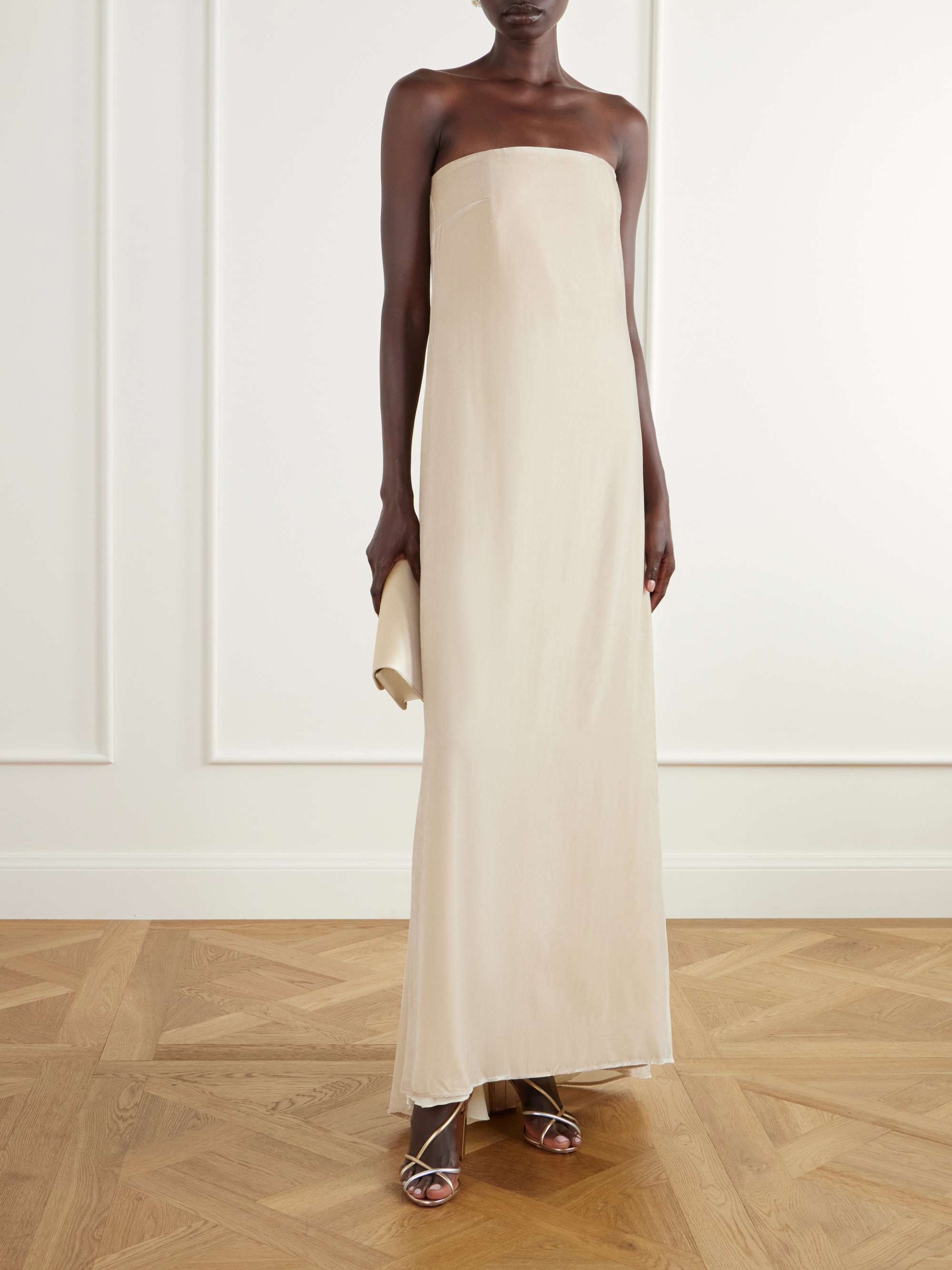 Diana Strapless Velvet Gown