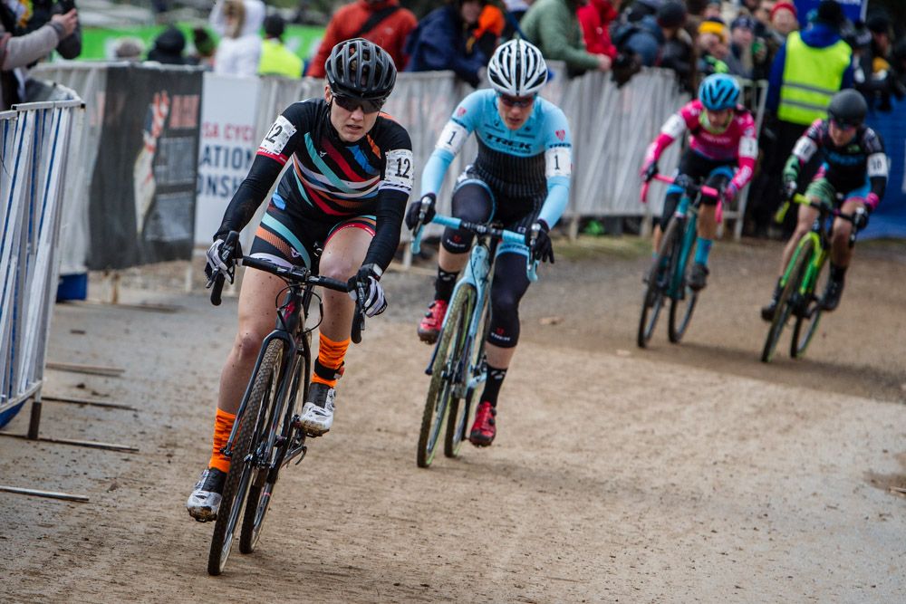 Elle Anderson (SRAM/Strava) leads on the first lap of the women's elite race