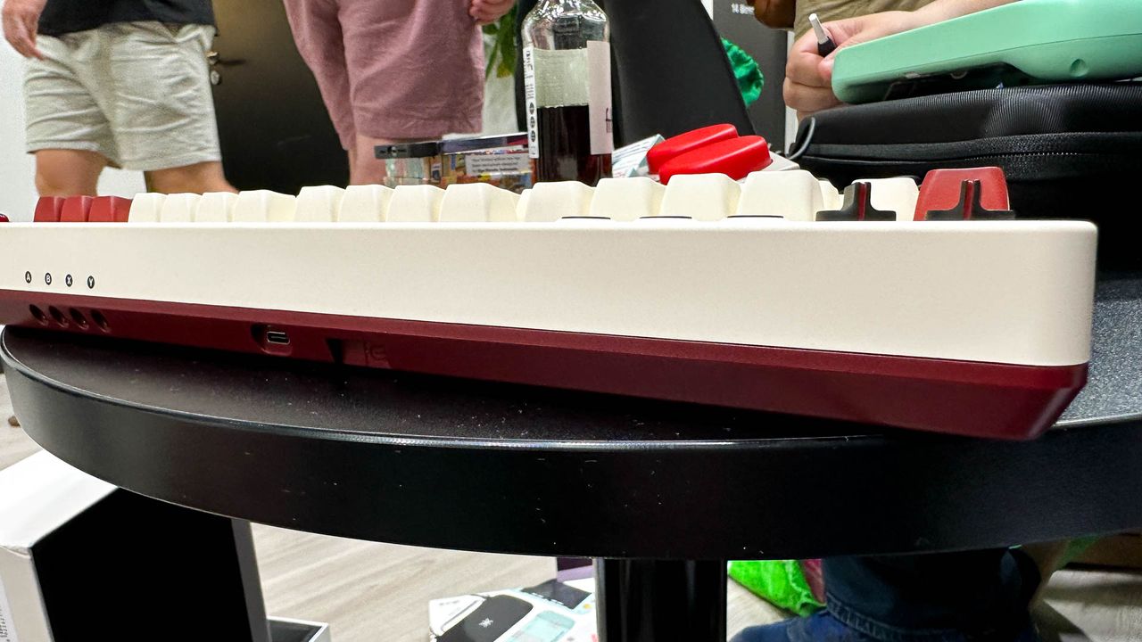 8BitDo Retro Keyboard