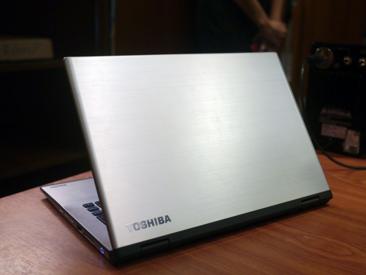 Toshiba Satellite Radius 12