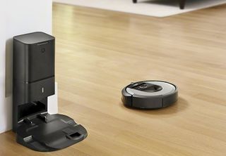 Irobot Roomba I6 Plus Lifestyle