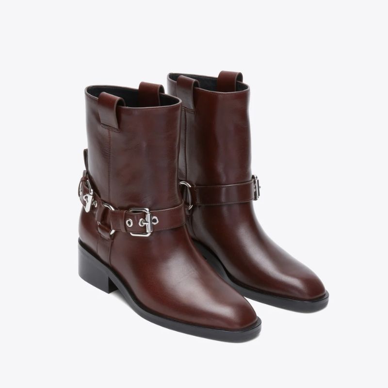 Alexa Moto Boot cut out 