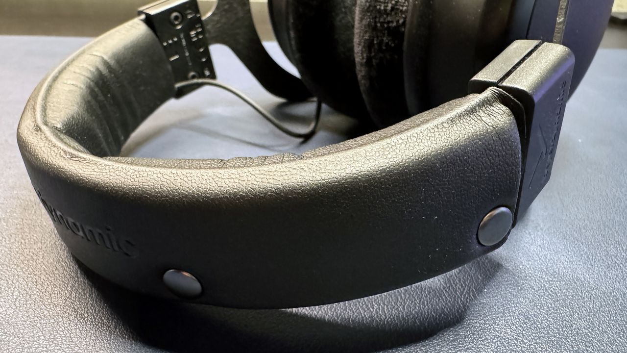 Beyerdynamic MMX 300 Pro