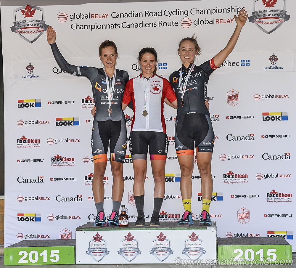 omen's podium: Jasmin Glaesser, Karol-Ann Canuel, Leah Kirchmann