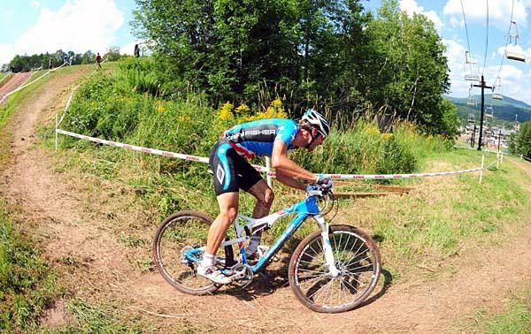 Jeremy Horgan-Kobelski (Gary Fisher/Subaru) tries to catch the leaders.