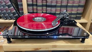 Vertere DG-X turntable