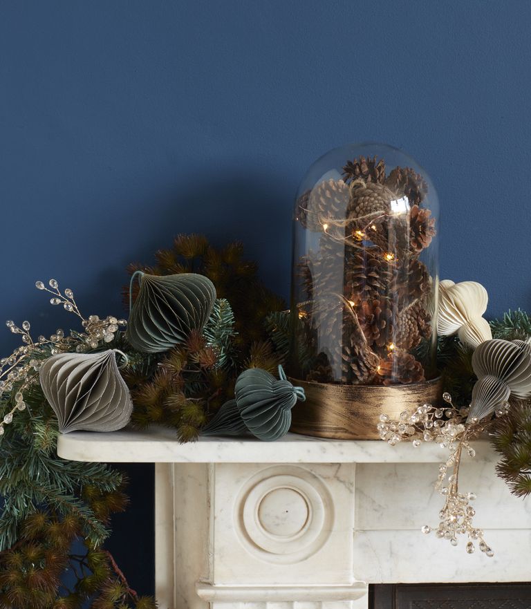 Pine cone Christmas craft ideas: 21 seasonal makes | Homes and Gardens