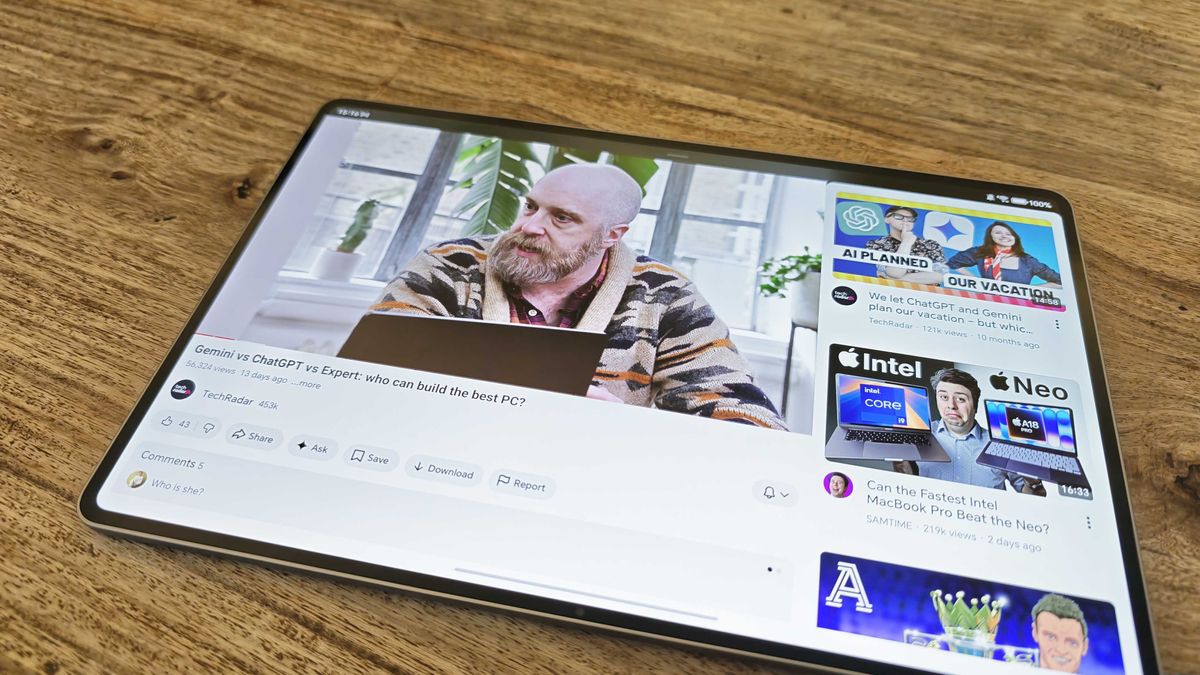 The Honor MagicPad 4 tablet.