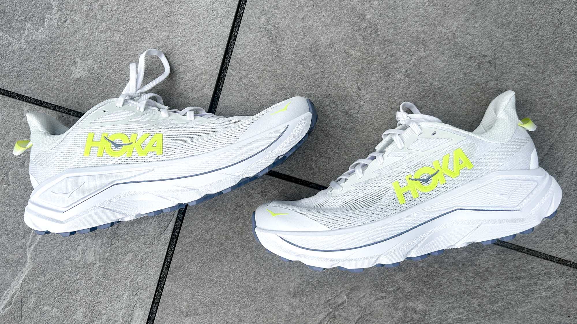 Hoka Challenger 8