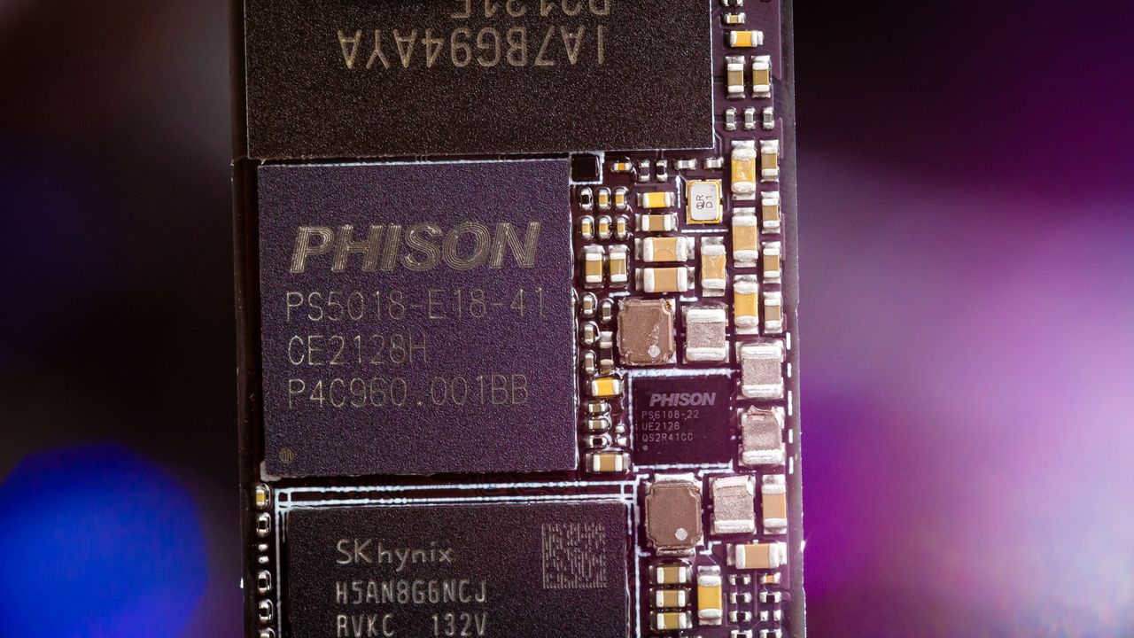 Phison I/O+ SSD Firmware