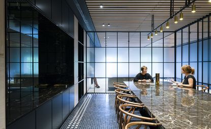 Corporate headquarters in London into a friendly and sophisticated space