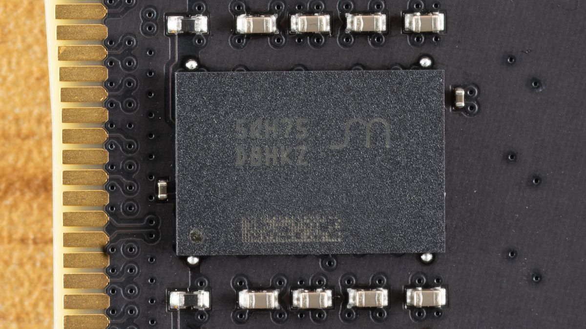 Crucial Pro Overclocking DDR5-6400 C32