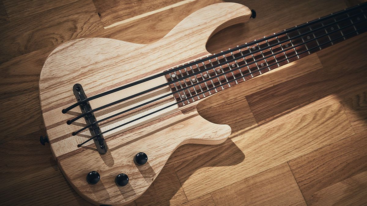 Harley Benton UkeBass OPNT