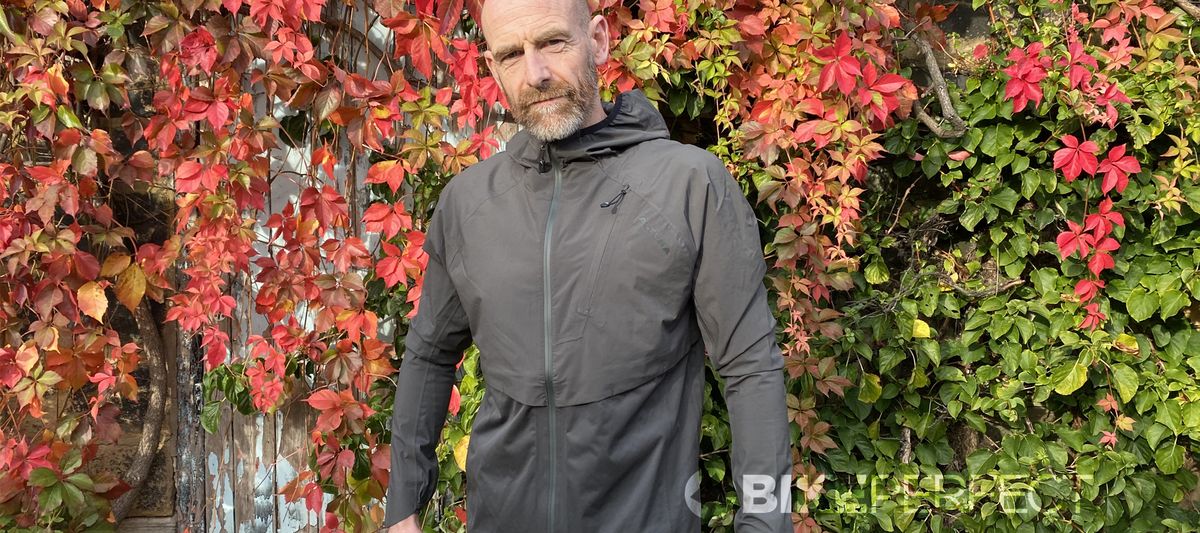 Altura Esker packable jacket review