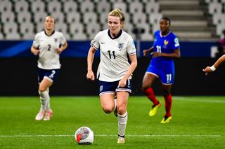 Lauren Hemp of England runs with the ball during the UEFA Women's EURO 2025 qualifying match between France and England at Stade Geoffroy-Guichard on June 4, 2024 in Saint-Etienne, France