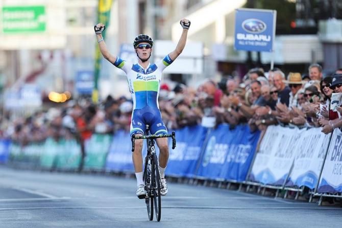 Cameron Meyer wins in spectacular style.