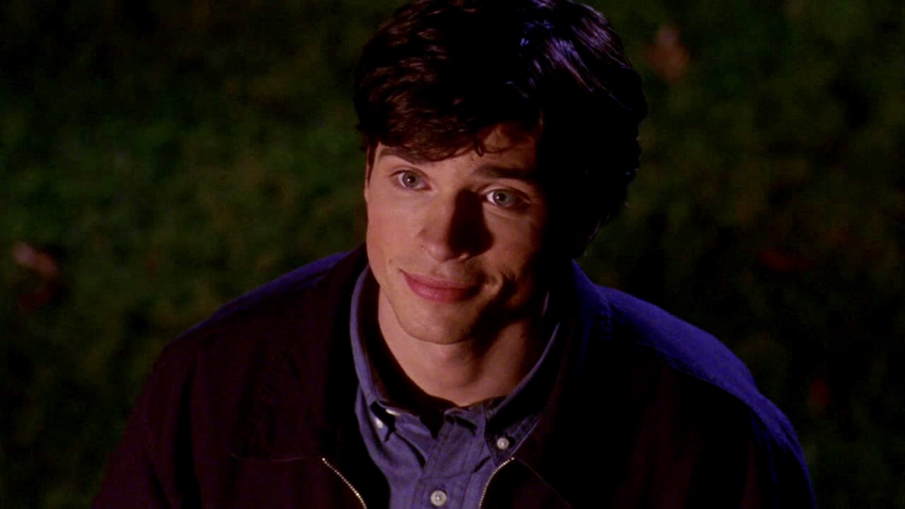 Screenshots from the superhero show "Smallville"