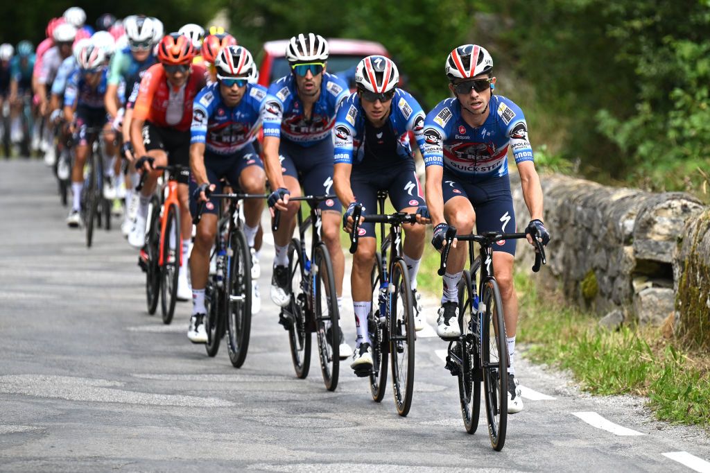 PICON BLANCO BURGOS SPAIN SEPTEMBER 07 James Knox of The United Kingdom and Team TRex Quick Step leads the peloton during the La Vuelta 79th Tour of Spain 2024 Stage 20 a 172km stage from Villarcayo to Picon Blanco 1491m UCIWT on September 07 2024 in Picon Blanco Burgos Spain Photo by Tim de WaeleGetty Images