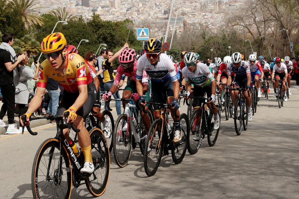 BARCELONA SPAIN MARCH 27 LR Tobias Halland Johannessen of Norway and UNO X Pro Cycling Team Merhawi Kudus Ghebremedhin of Eritrea and EF Education Easypost Richard Carapaz of Ecuador and Team INEOS Grenadiers blue points jersey and Sergio Andres Higuita Garcia of Colombia and Team Bora Hansgrohe green leader jersey climbing the Alt del Castell de Montjuc during the 101st Volta Ciclista a Catalunya 2022 Stage 7 a 1387km stage from Barcelona to Barcelona VoltaCatalunya101 WorldTour on March 27 2022 in Barcelona Spain Photo by Gonzalo Arroyo MorenoGetty Images