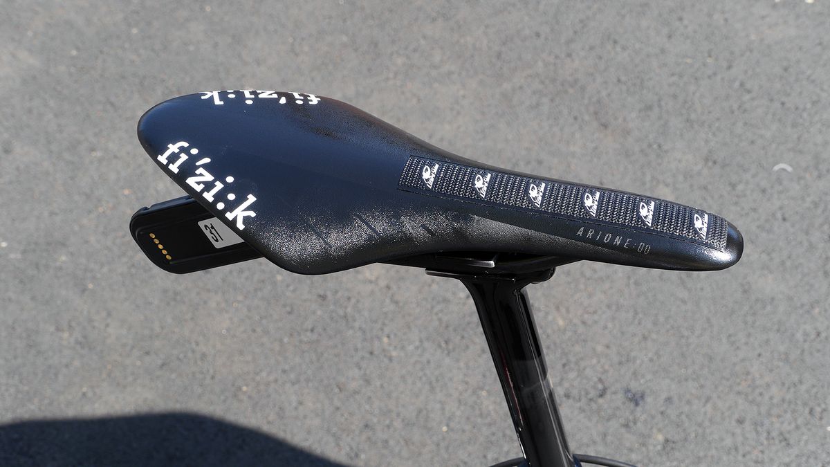Romain Bardet's saddle