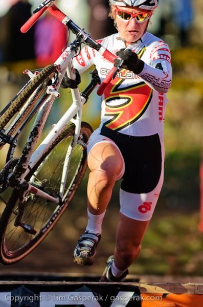 Amy Dombroski (Schlamm/Primus Mootry) continued her rise within the international cyclocross scene with dominating performances both days in Portland.
